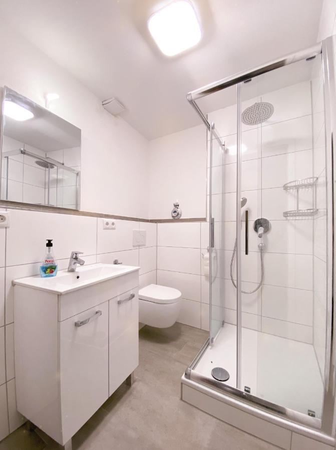 Traumhaftes Privatzimmer In Карлсруе Екстер'єр фото